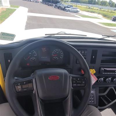 2027 Peterbilt 548