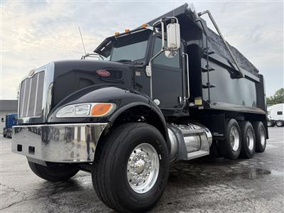 2021 Peterbilt 348