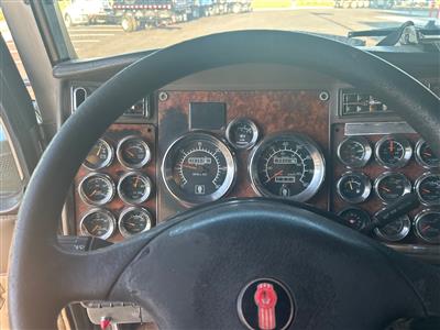 2005 Kenworth W900L