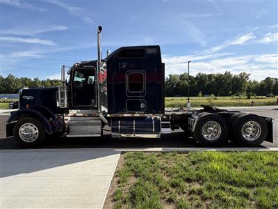 2005 Kenworth W900L