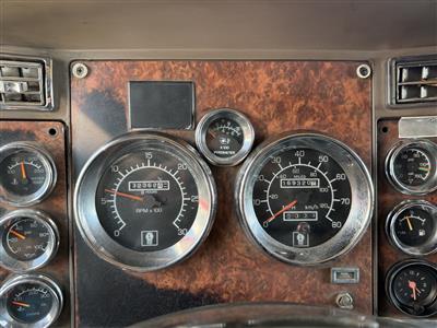 2005 Kenworth W900L