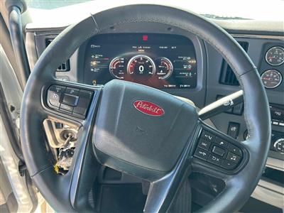 2027 Peterbilt 567