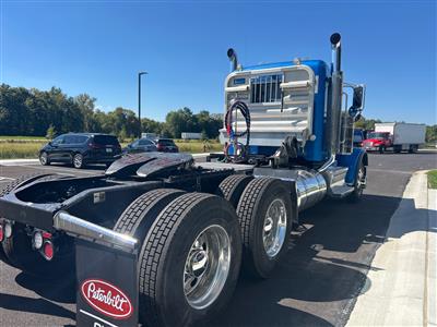 2024 Peterbilt 389