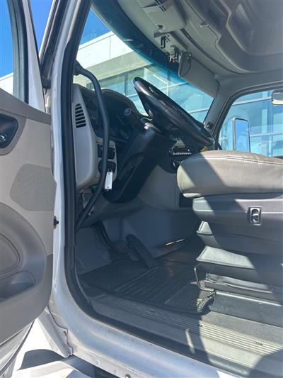 2021 Peterbilt 579
