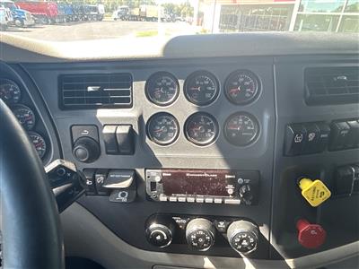 2021 Peterbilt 579