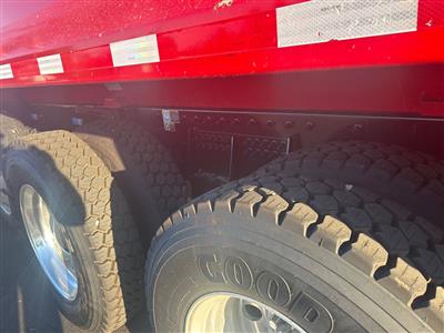 2025 Peterbilt 567
