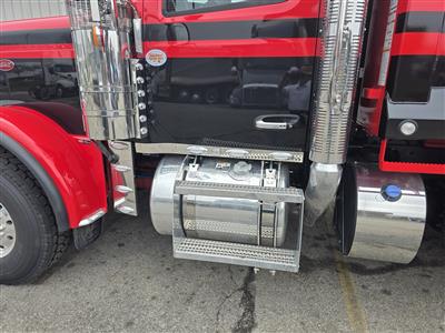 2027 Peterbilt 589