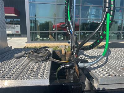 2023 Peterbilt 389