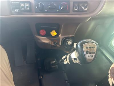 2023 Peterbilt 389