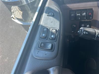 2023 Peterbilt 389