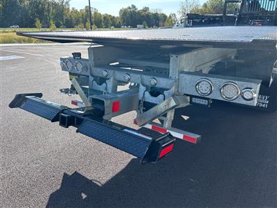 2026 Peterbilt 548