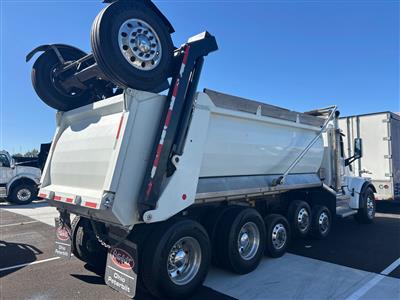 2020 Peterbilt 567