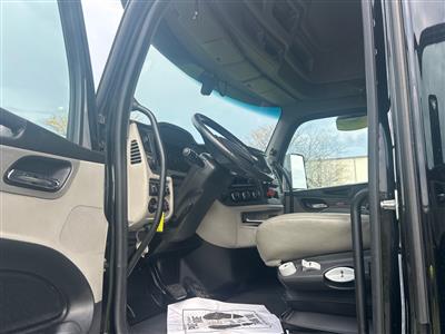 2022 Peterbilt 579