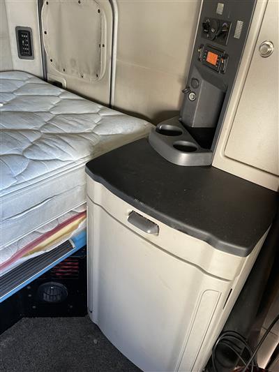 2020 Peterbilt 579