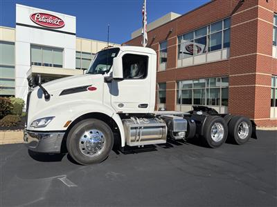 2027 Peterbilt 579