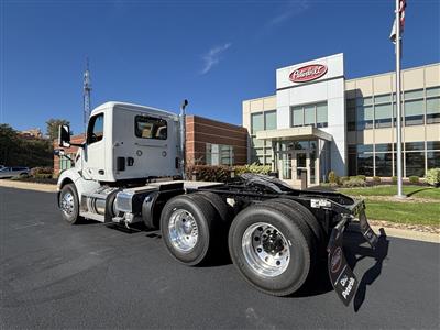 2027 Peterbilt 579