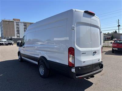 2027 Ford T350