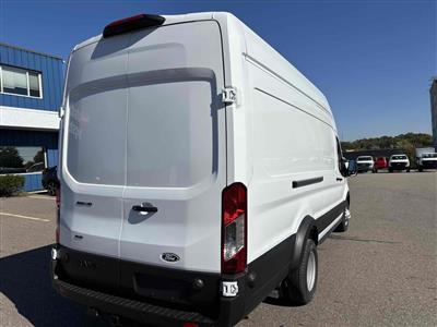 2027 Ford T350