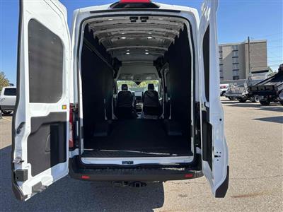 2027 Ford T350