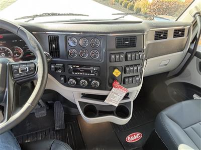 2027 Peterbilt 589