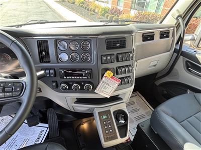 2027 Peterbilt 567