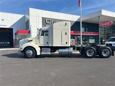 2016 Peterbilt Glider