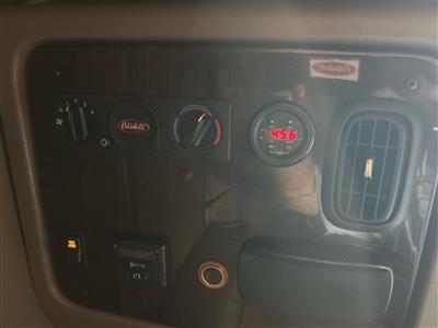 2016 Peterbilt Glider