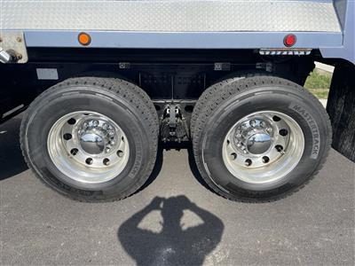 2024 Peterbilt 389