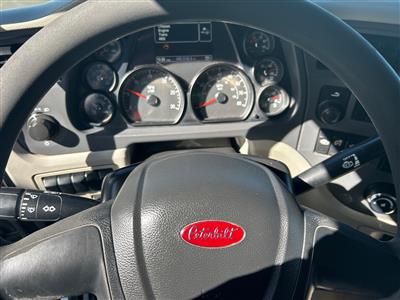 2020 Peterbilt 567