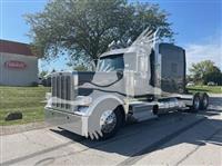 2025 Peterbilt 589