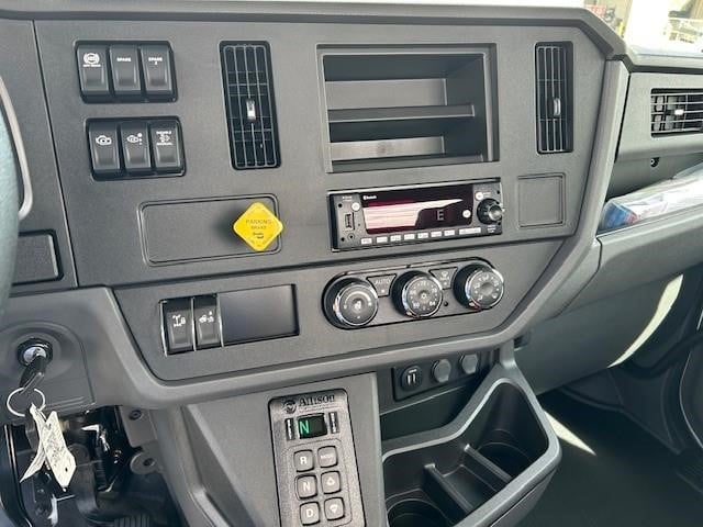 2025 Peterbilt - image 6