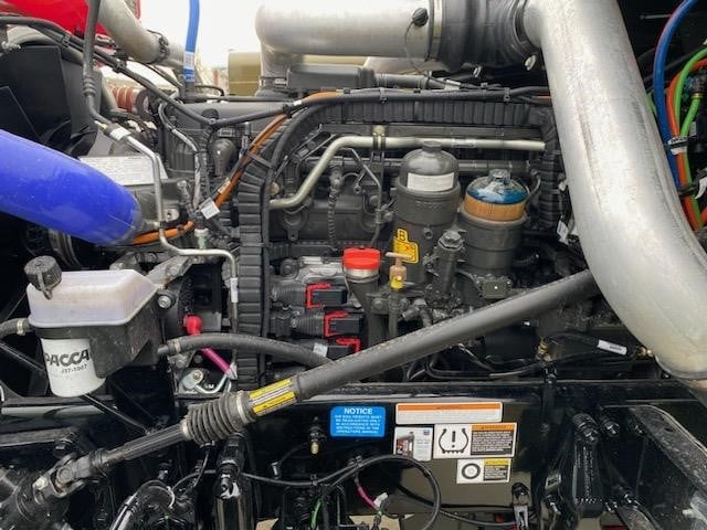 2025 Peterbilt - image 10