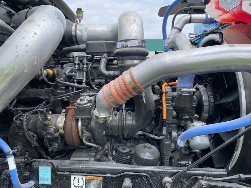 2025 Peterbilt - image 8