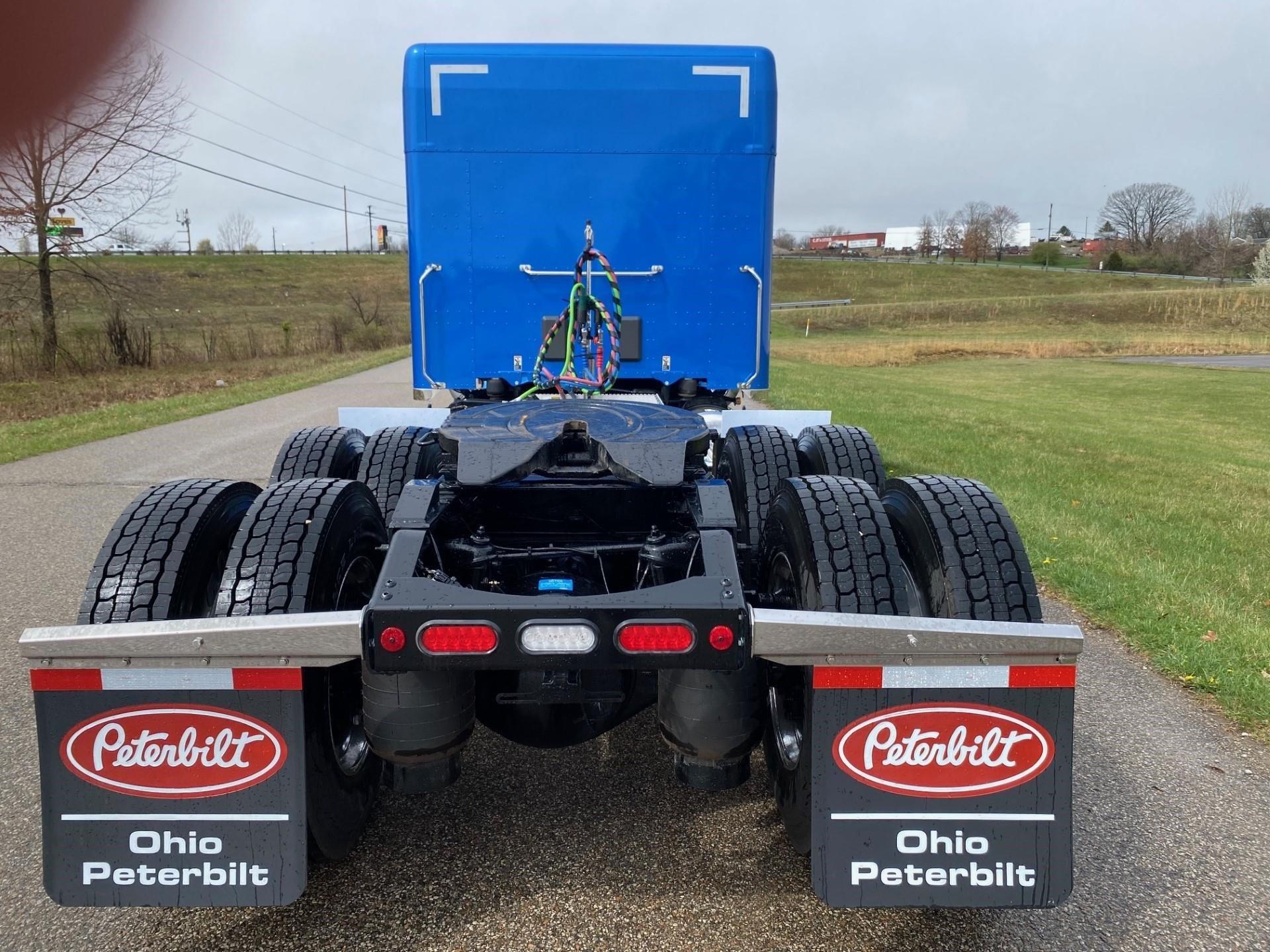 2025 Peterbilt - image 4