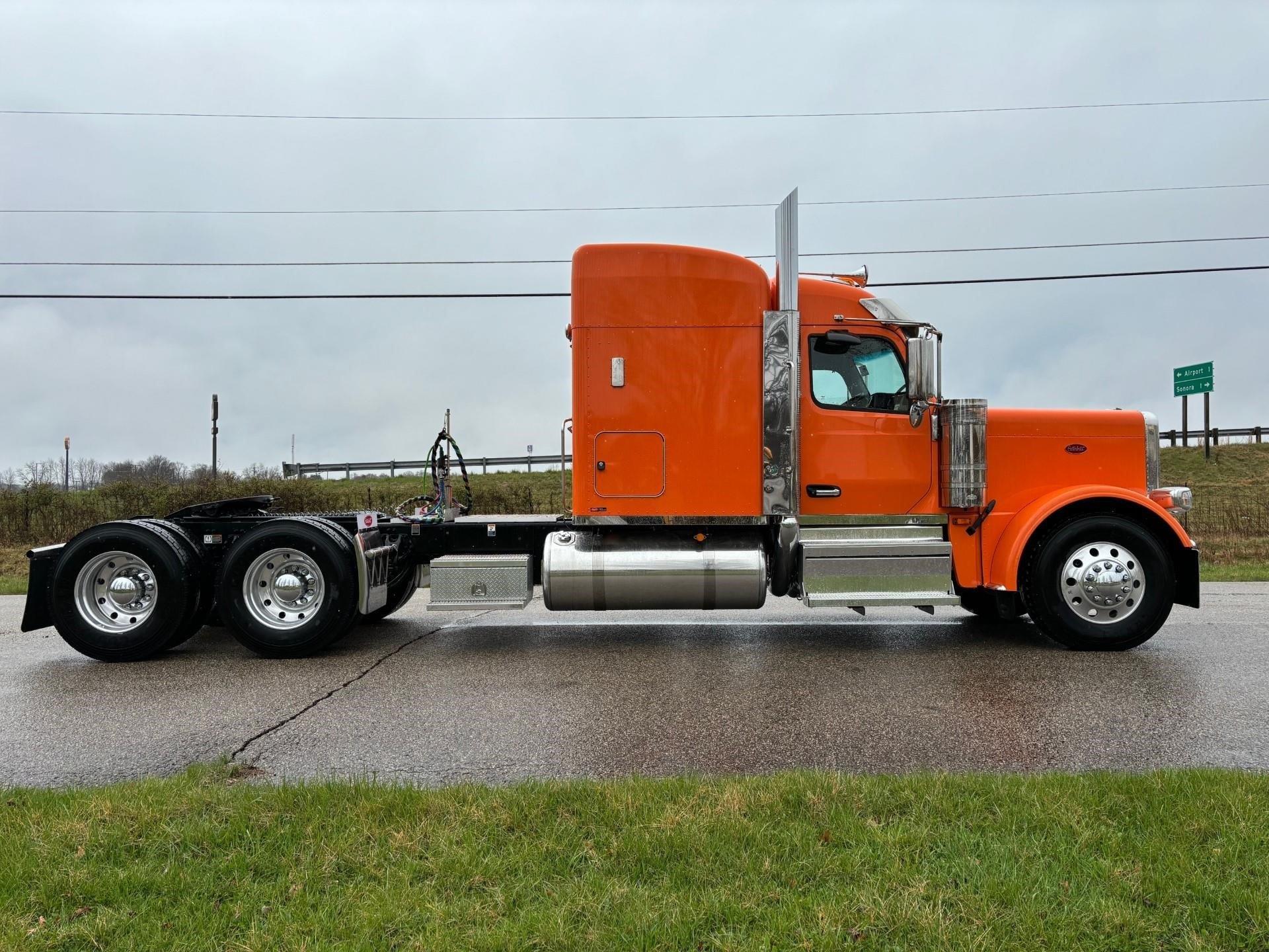 2025 Peterbilt - image 6