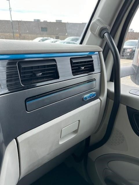 2025 Peterbilt 579 - image 10