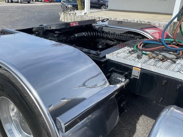 2022 Peterbilt 389 - image 6