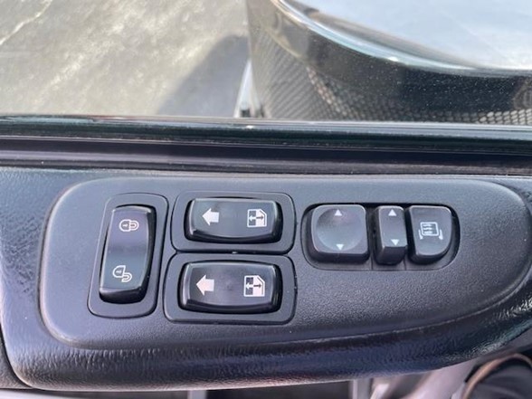 2022 Peterbilt 389 - image 17