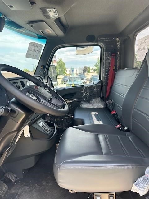2025 Peterbilt 536 - image 8