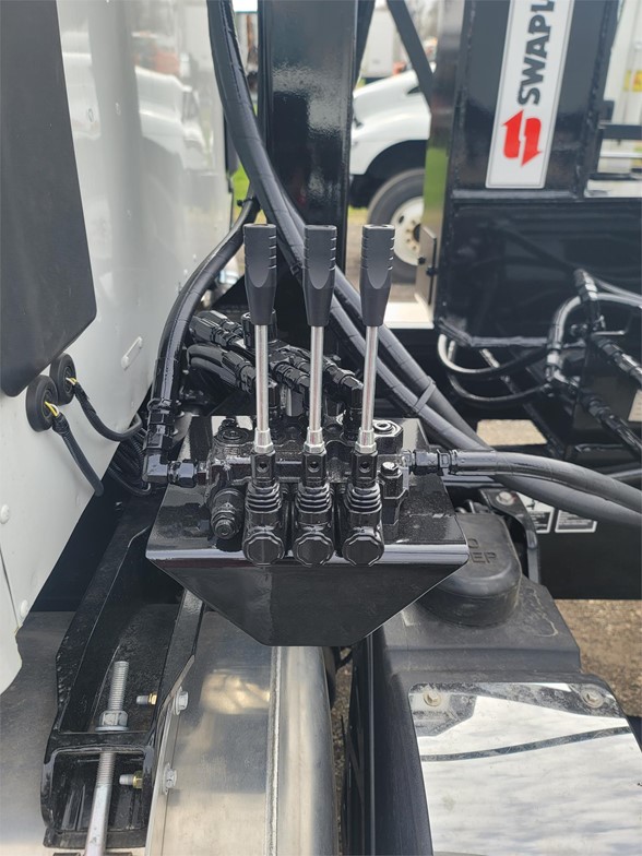 2024 Peterbilt 567 - image 6