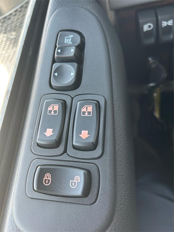 2024 Peterbilt 389 - image 19