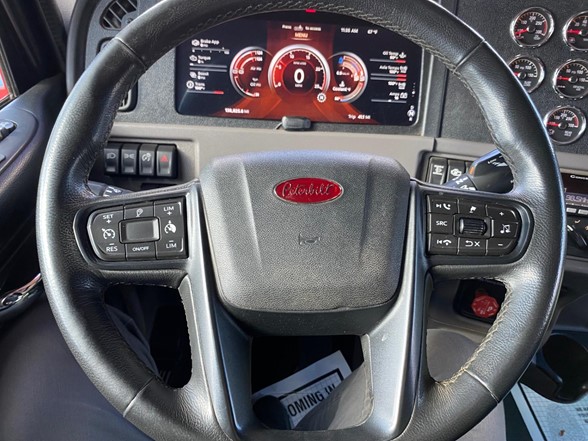 2023 Peterbilt 389 - image 10