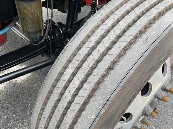 2021 Peterbilt 579 - image 10