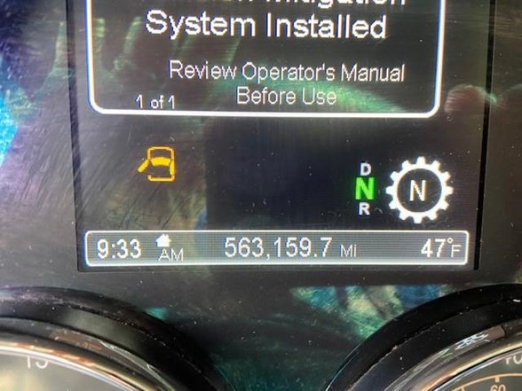 2019 Peterbilt 579 - image 14