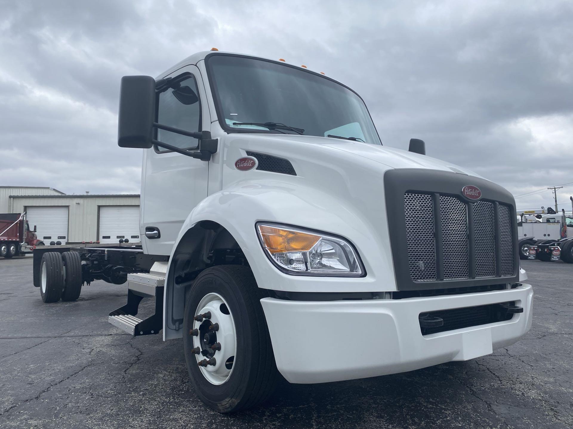 2024 Peterbilt - image 2