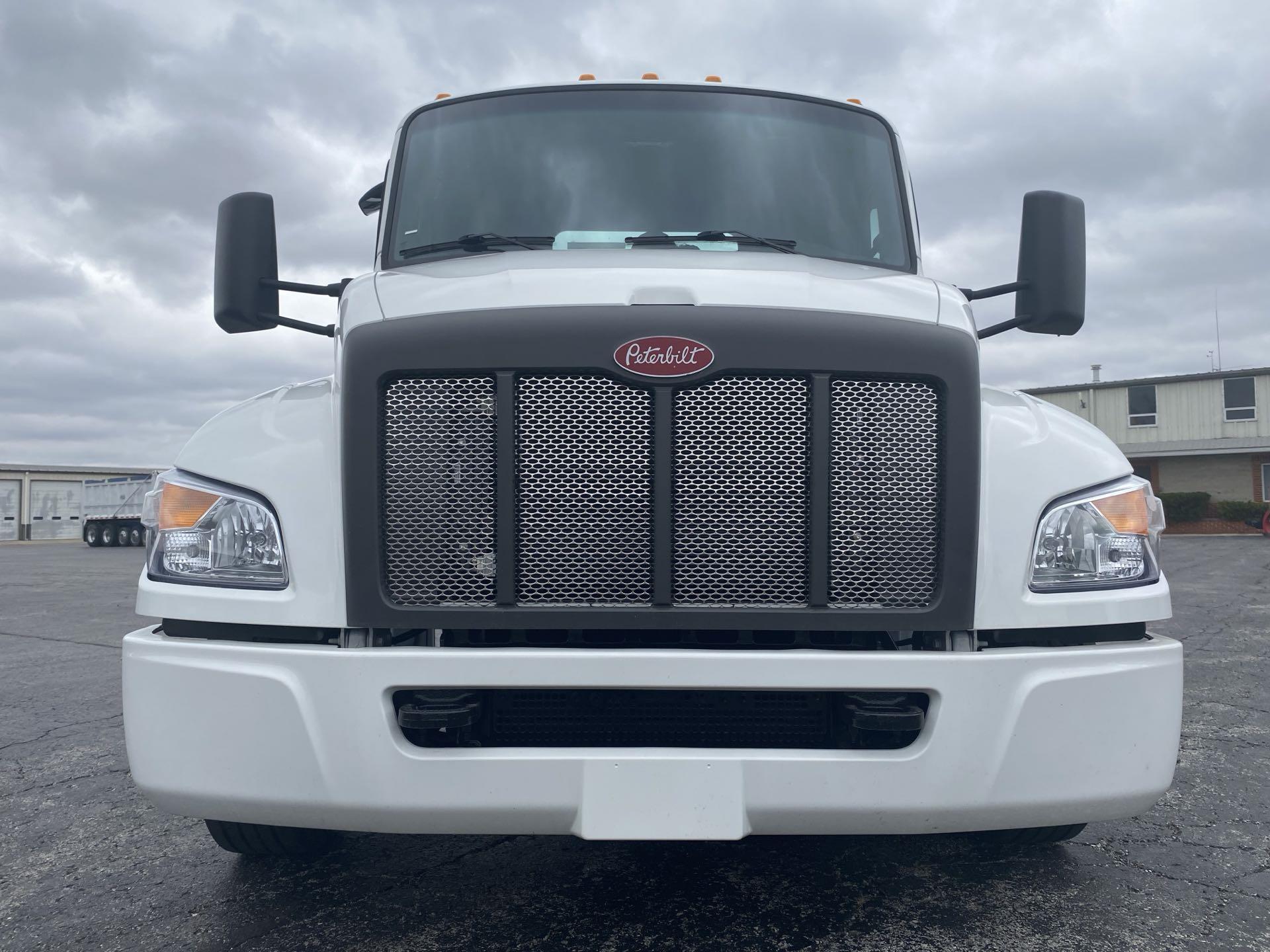 2024 Peterbilt - image 3