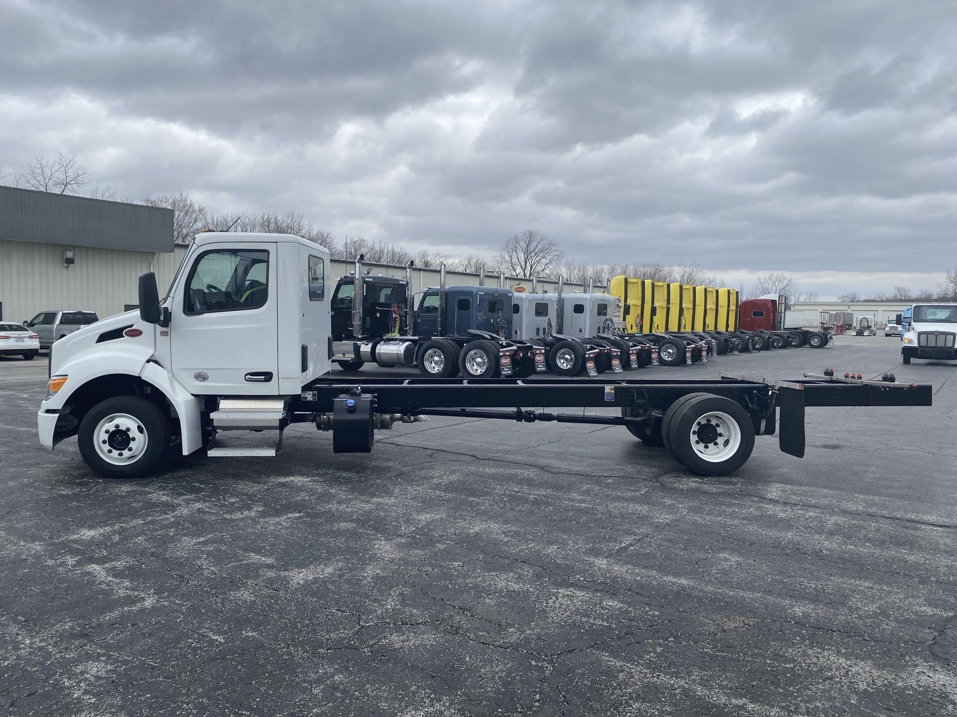 2024 Peterbilt - image 4