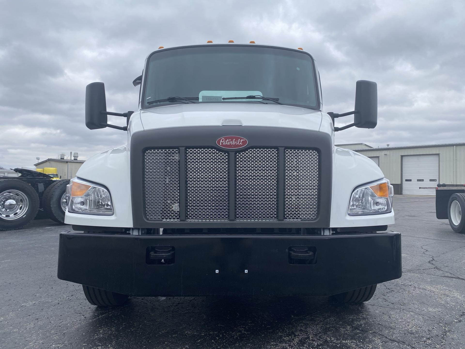 2024 Peterbilt - image 3