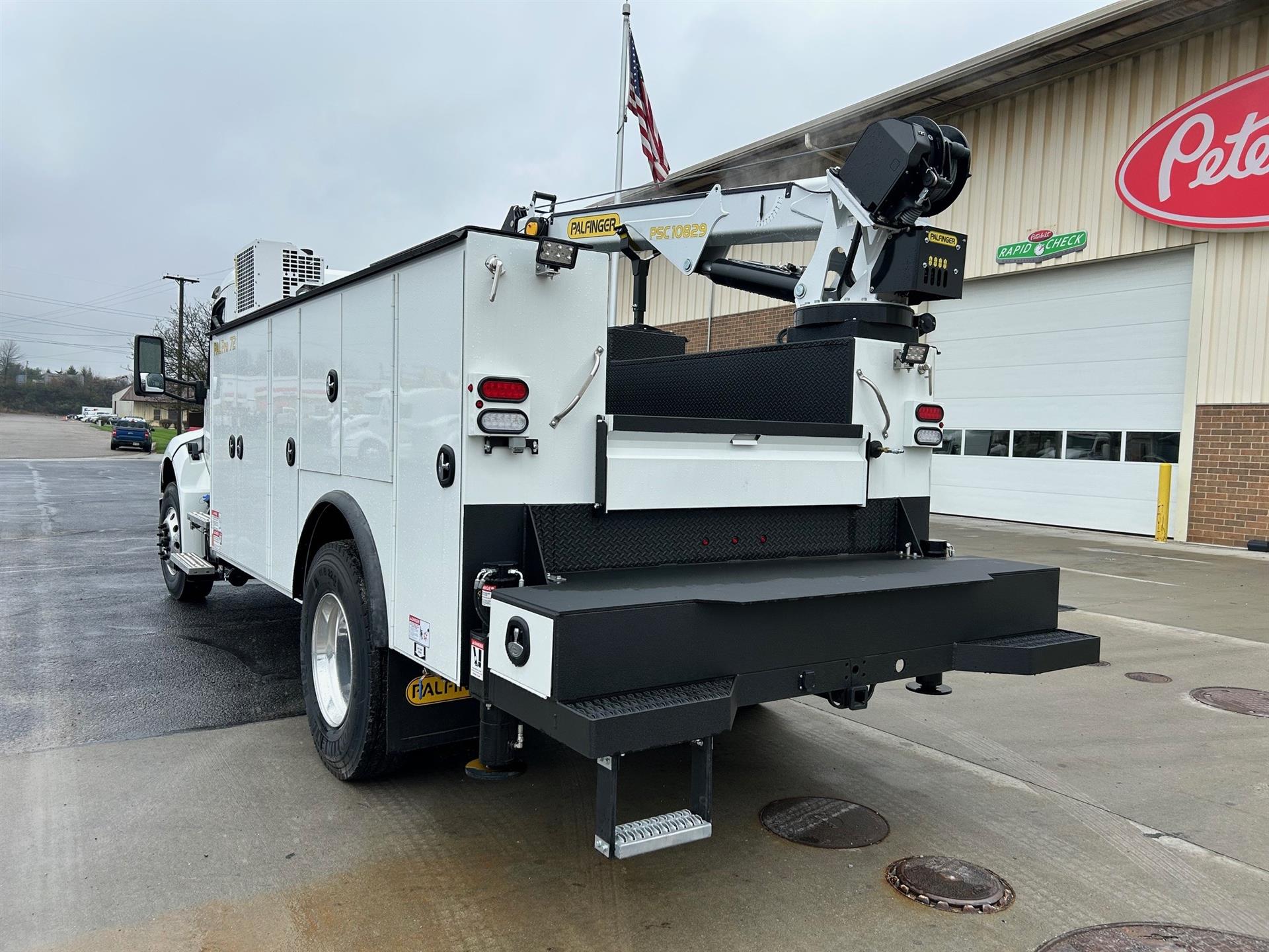 2025 Peterbilt - image 3