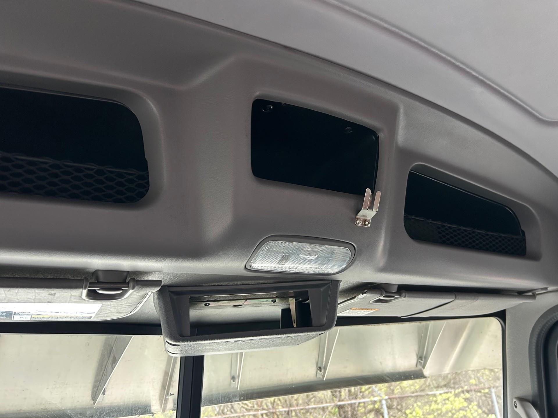 2022 Peterbilt 389 - image 16